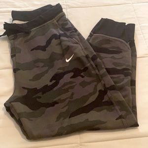 Dry fit Nike jogger